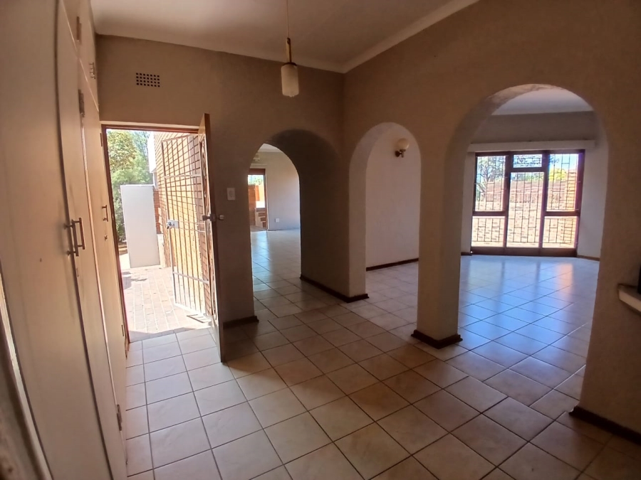 4 Bedroom Property for Sale in Kuruman Northern Cape